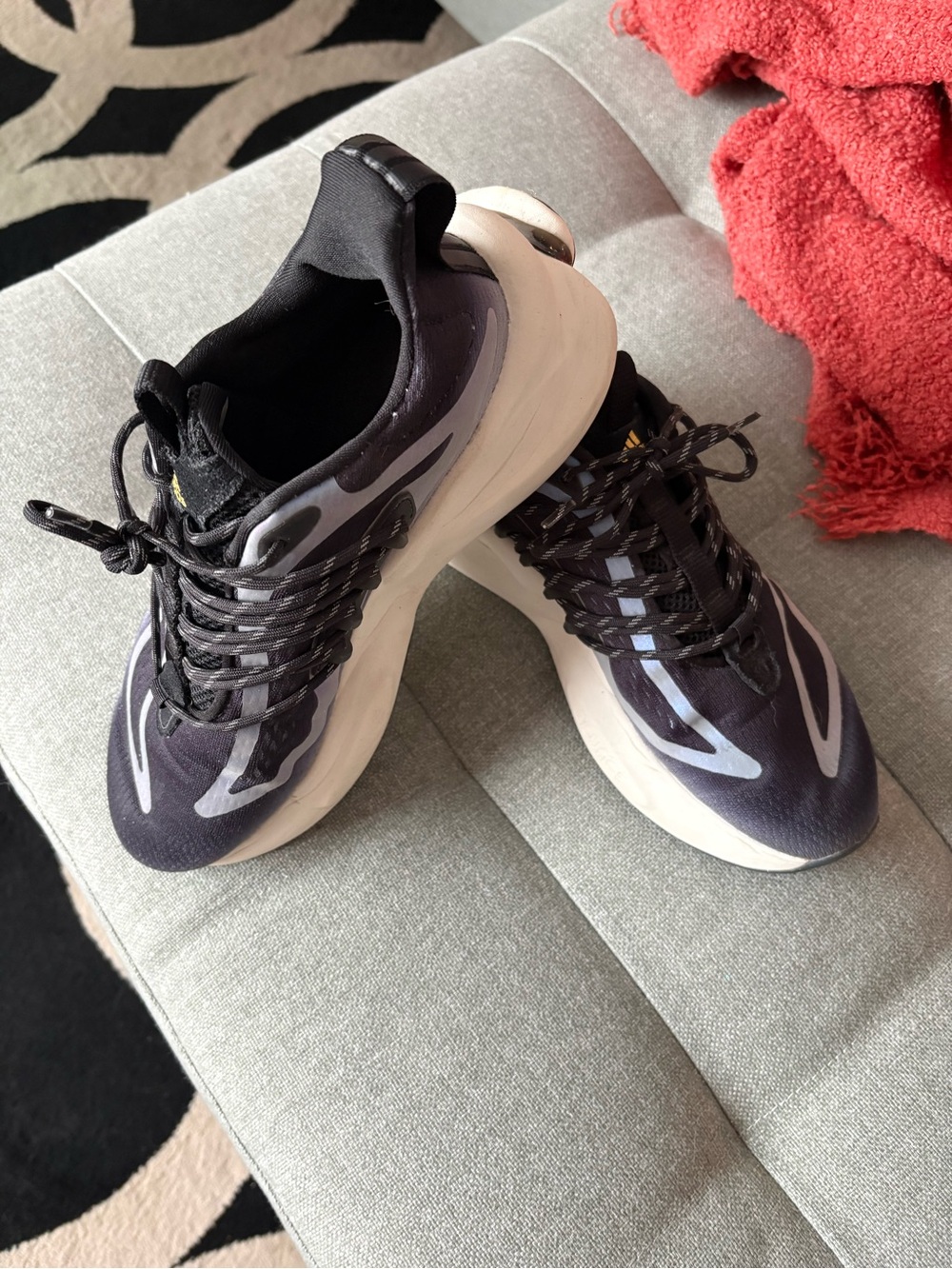 Adidas Alphaboost - lightly used. Size in photos.